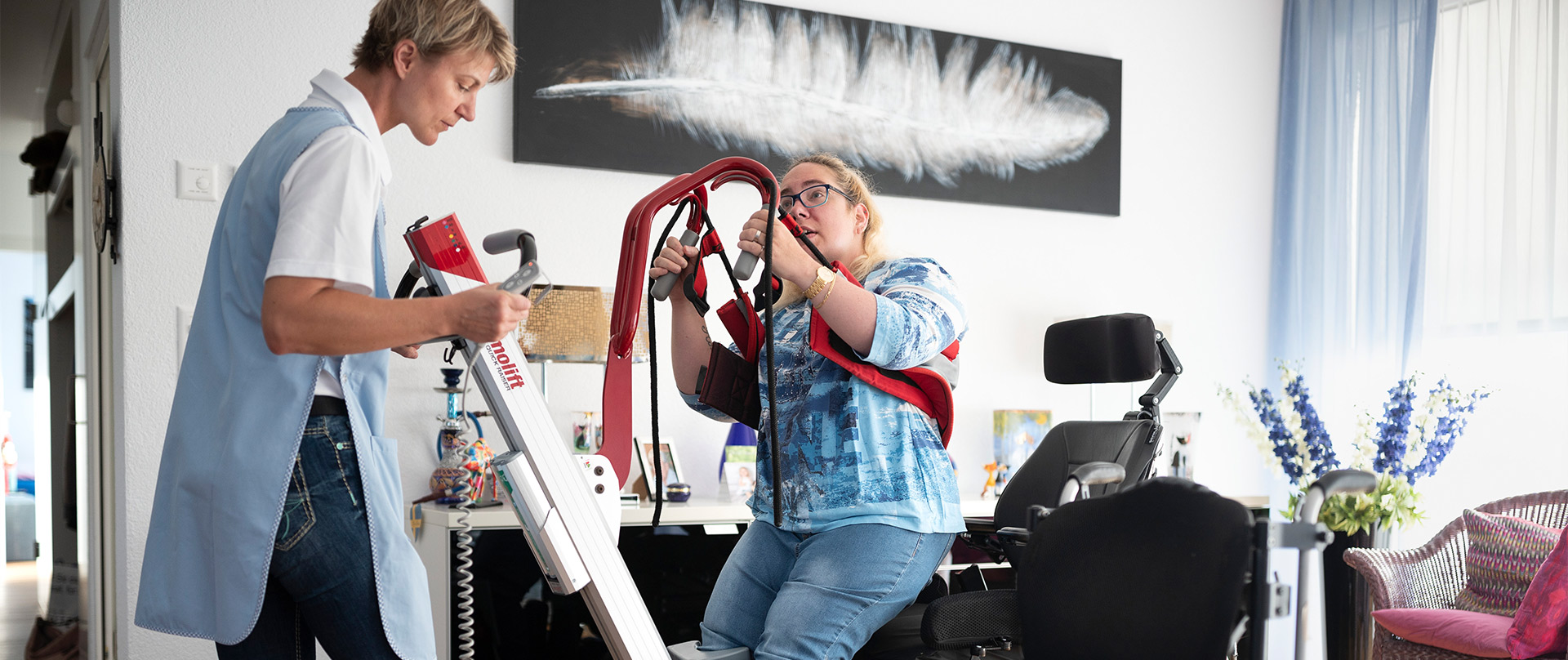 frau rollstuhl spitex